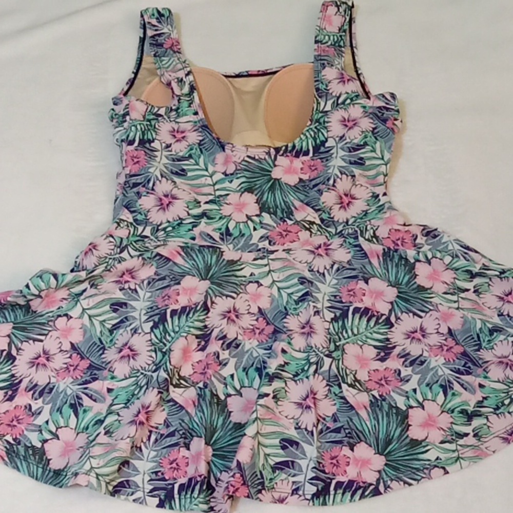 Shore Shapes Swimwear Floral Print One Piece Skirted Swimsuit, Sz 12 - Picture 3 of 8